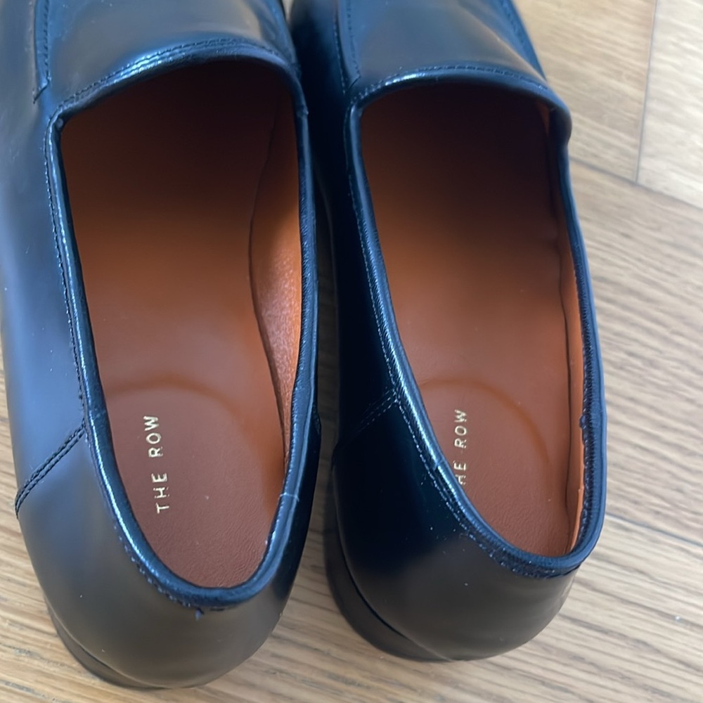 THE ROW
Leather loafers - Picture 11 of 11